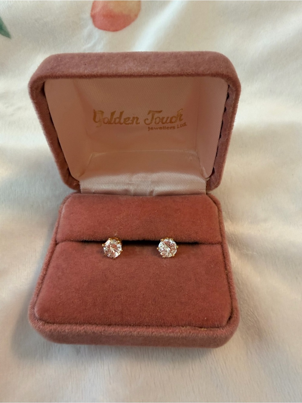 14K Gold Round Cubic Zirconia Stud Earrings - White